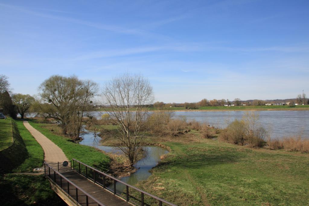 Sur Les Toits D'Amboise Apartman Kültér fotó